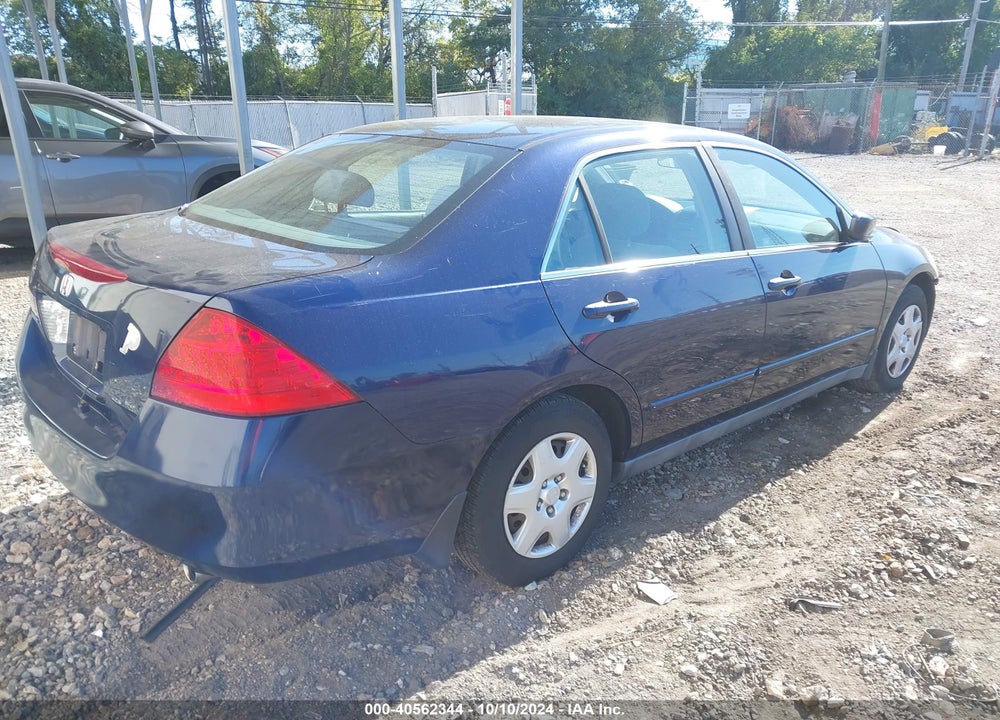 2007 HONDA ACCORD 2.4 LX VIN: 1HGCM56477A047718