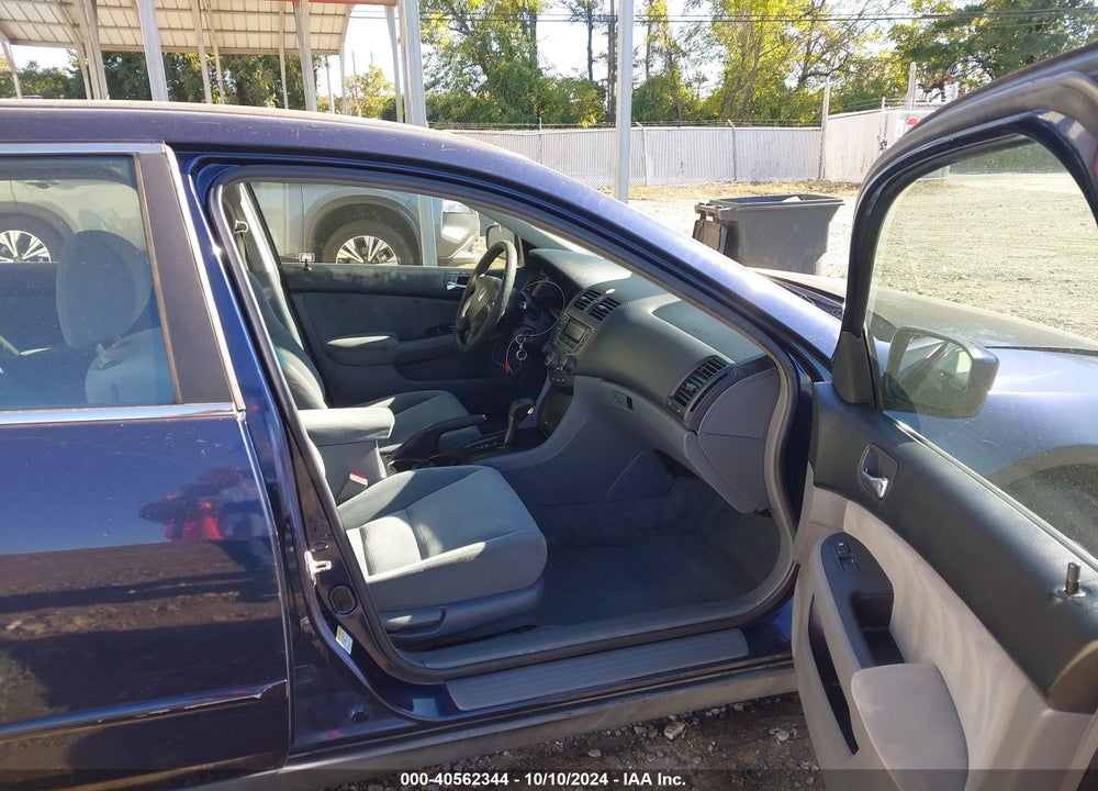 2007 HONDA ACCORD 2.4 LX VIN: 1HGCM56477A047718
