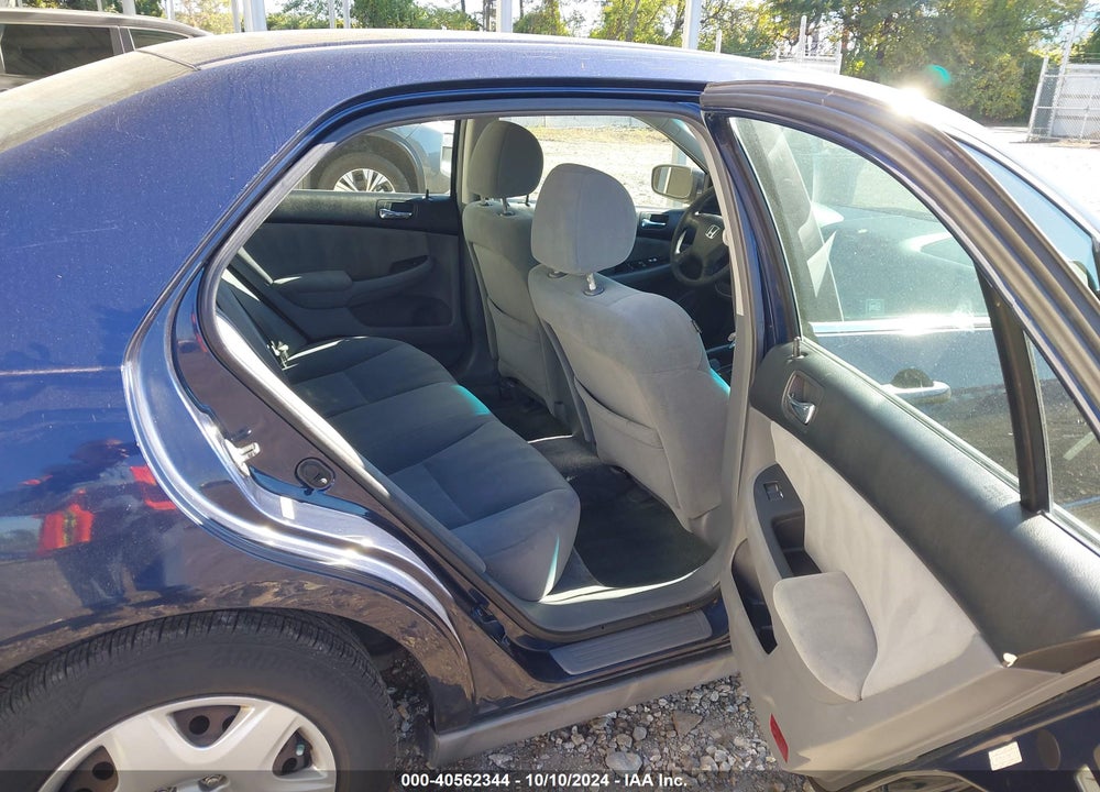 2007 HONDA ACCORD 2.4 LX VIN: 1HGCM56477A047718