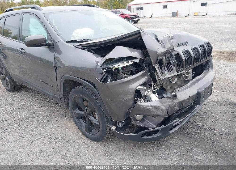 2018 JEEP CHEROKEE LATITUDE 4X4 VIN: 1C4PJMCB7JD599294