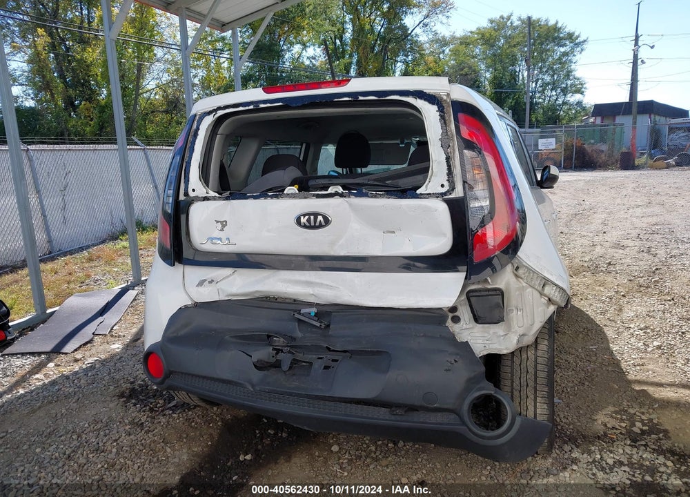 2014 KIA SOUL VIN: KNDJN2A21E7104240