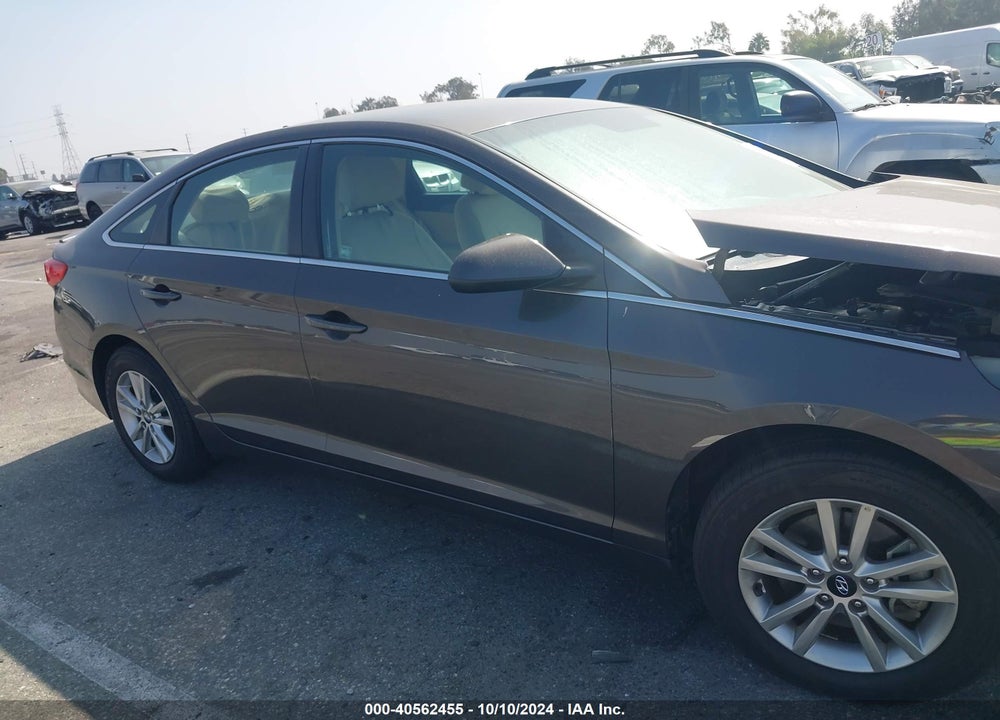2017 HYUNDAI SONATA VIN: 5NPE24AF0HH531160