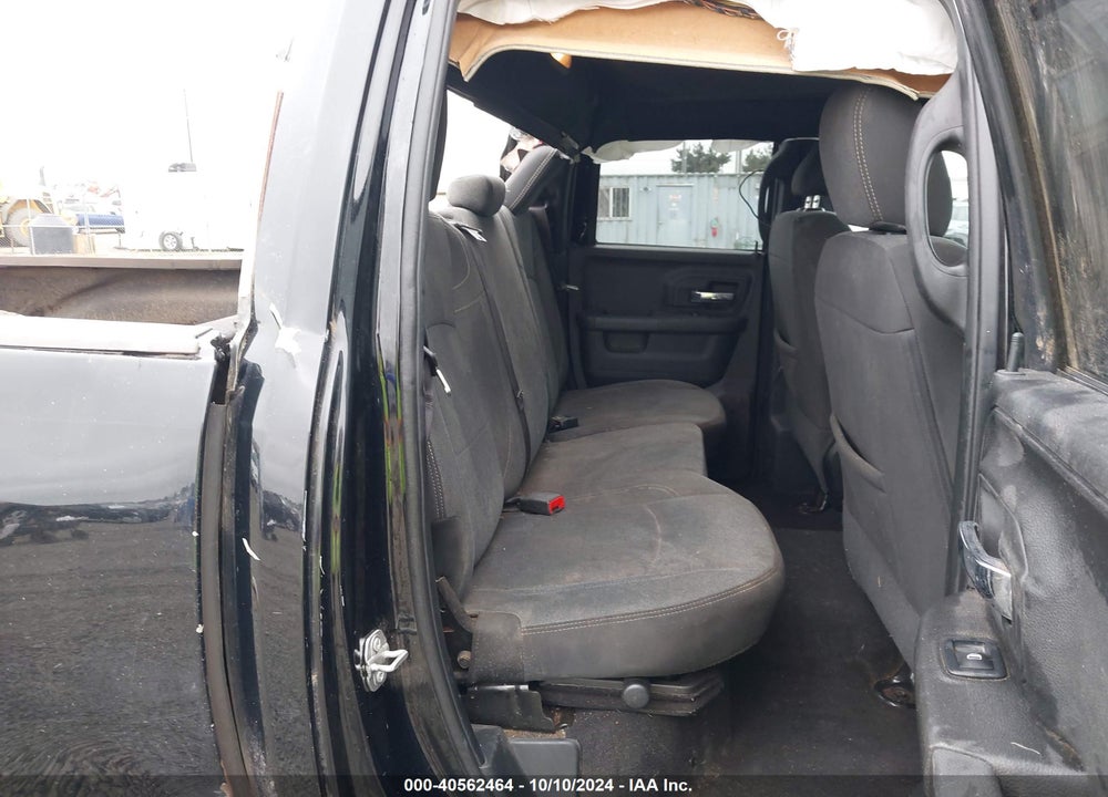 2021 RAM 1500 CLASSIC VIN: 1C6RR7GG0MS537221