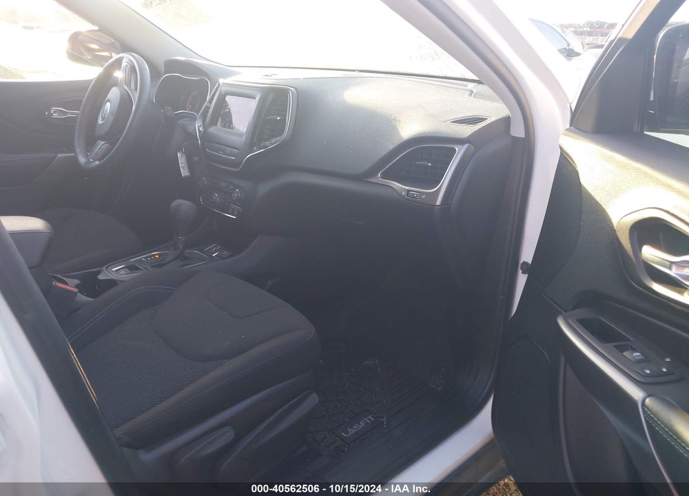 2021 JEEP CHEROKEE LATITUDE FWD VIN: 1C4PJLCB2MD187511