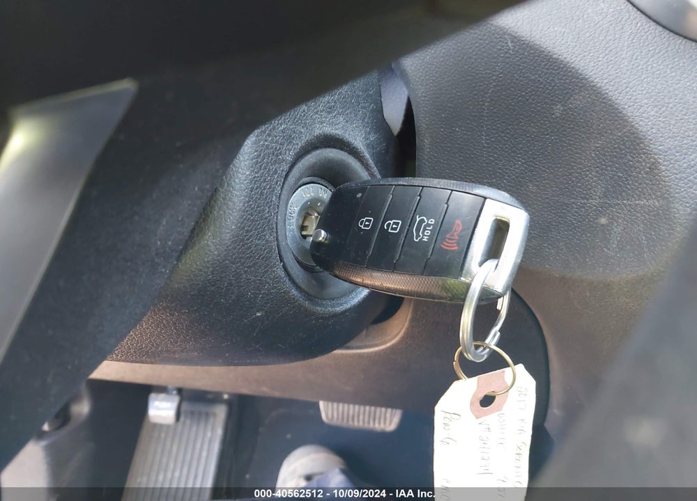 2017 KIA SORENTO 2.4L LX VIN: 5XYPG4A30HG241234