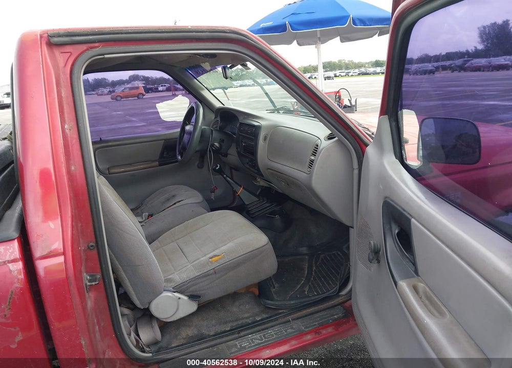 1995 FORD RANGER VIN: 1FTCR10A7STA44211
