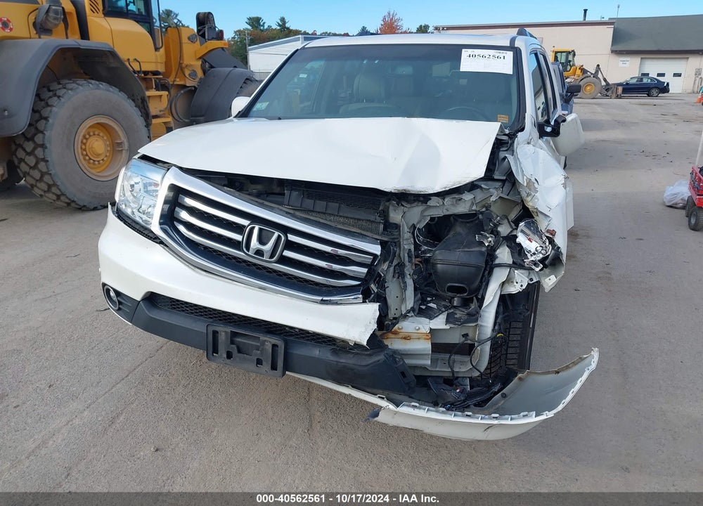 2014 HONDA PILOT TOURING VIN: 5FNYF4H98EB004494
