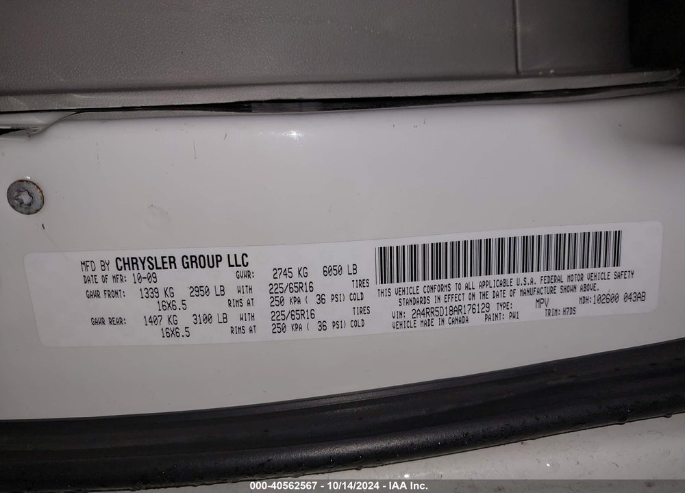 2010 CHRYSLER TOWN & COUNTRY TOURING VIN: 2A4RR5D18AR176129