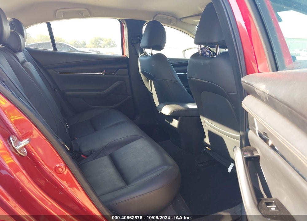 2019 MAZDA 3 PREFERRED PACKAGE VIN: 3MZBPADL8KM110192