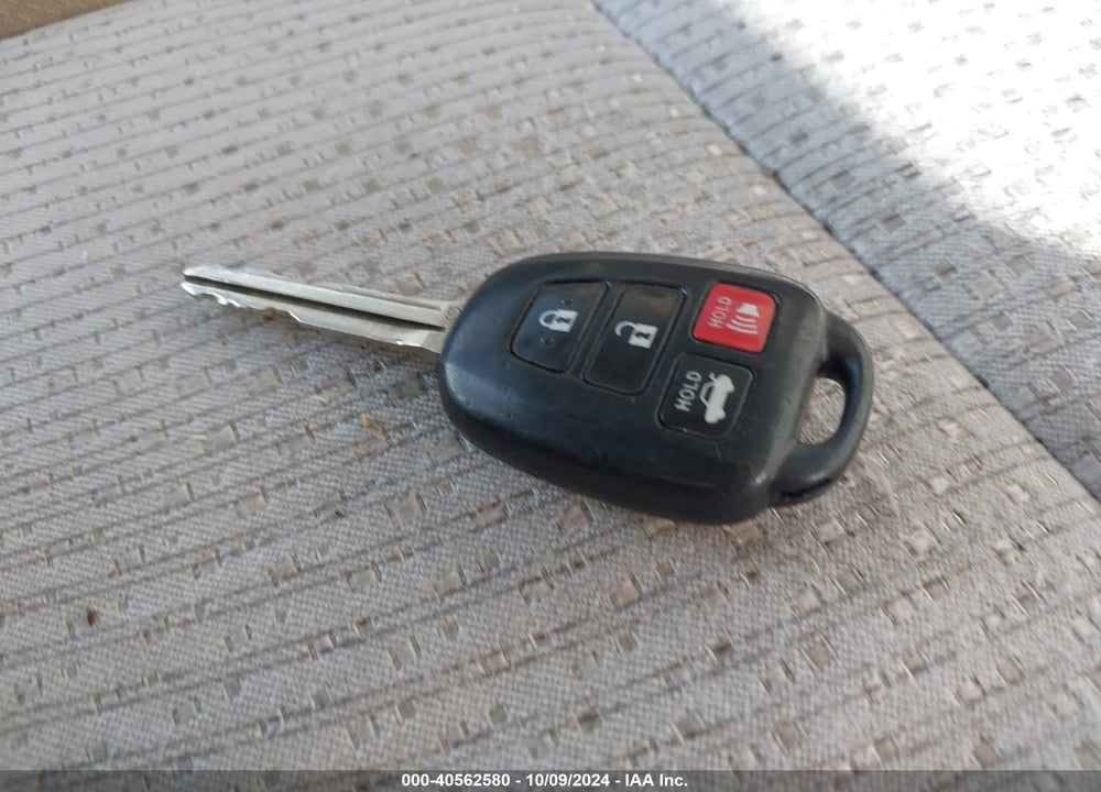 2012 TOYOTA CAMRY LE VIN: 4T4BF1FK0CR264288