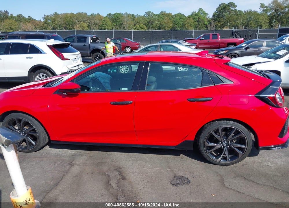 2018 HONDA CIVIC SPORT TOURING VIN: SHHFK7H95JU214872
