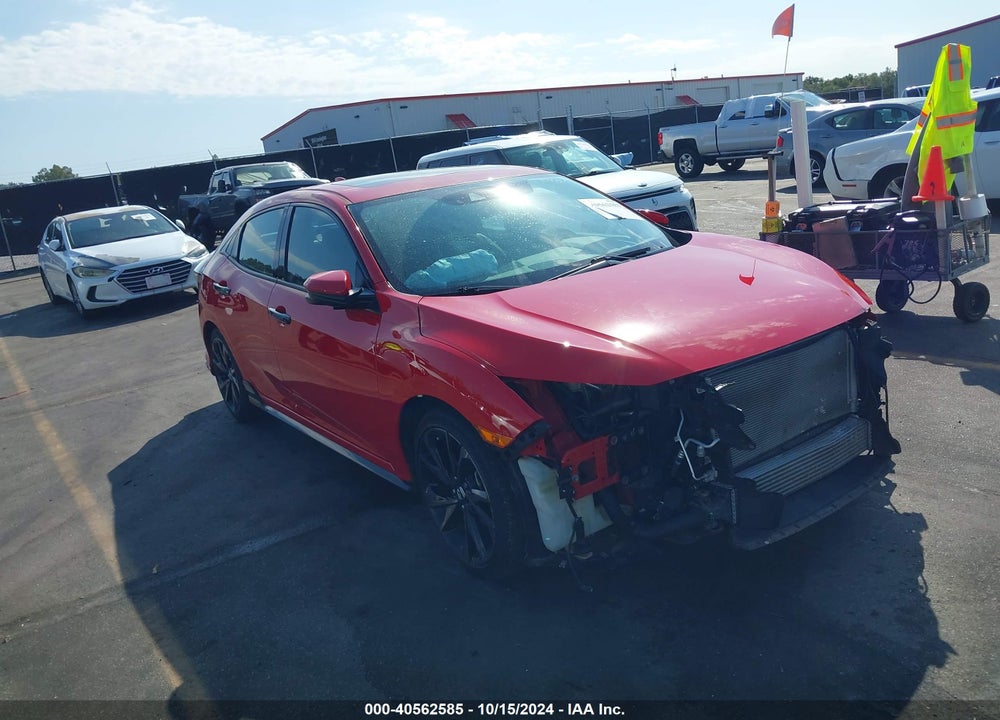 2018 HONDA CIVIC SPORT TOURING VIN: SHHFK7H95JU214872