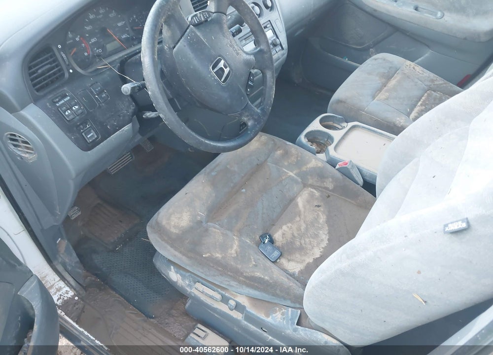 2004 HONDA ODYSSEY EX VIN: 5FNRL18864B142715