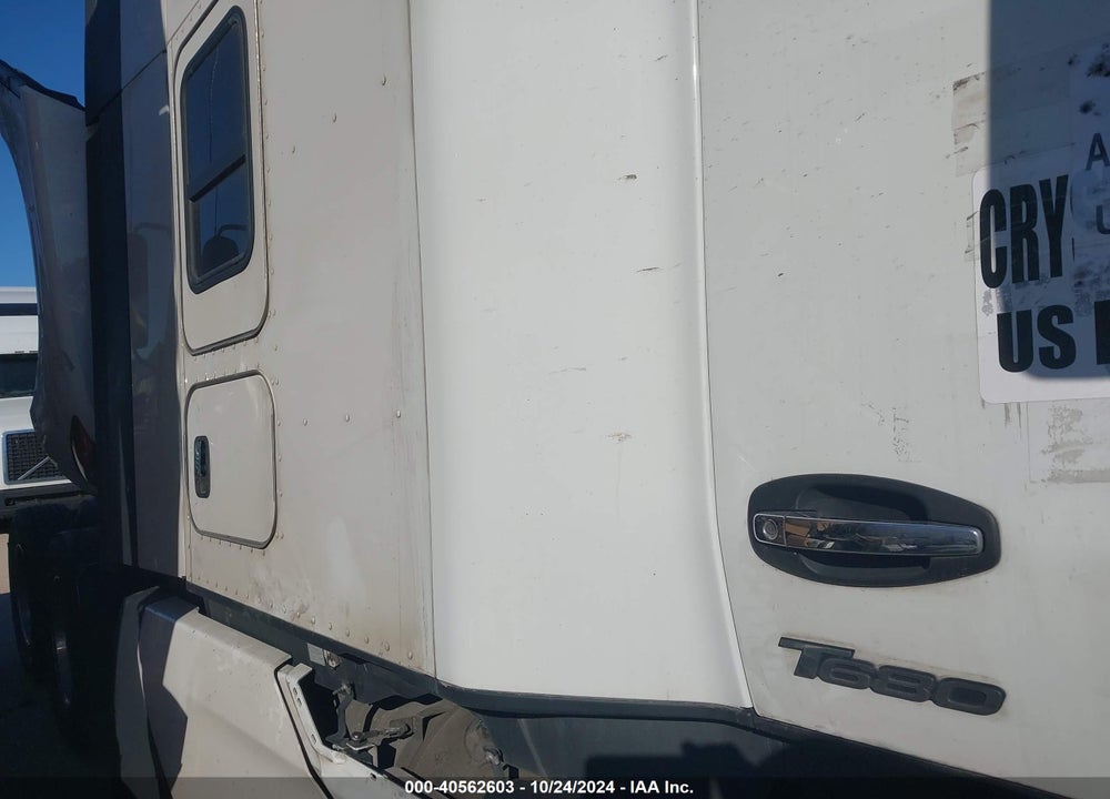 2023 KENWORTH T680 VIN: 1XKYD49X1PJ240844
