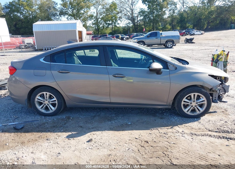 2018 CHEVROLET CRUZE LT AUTO VIN: 1G1BE5SM7J7102033