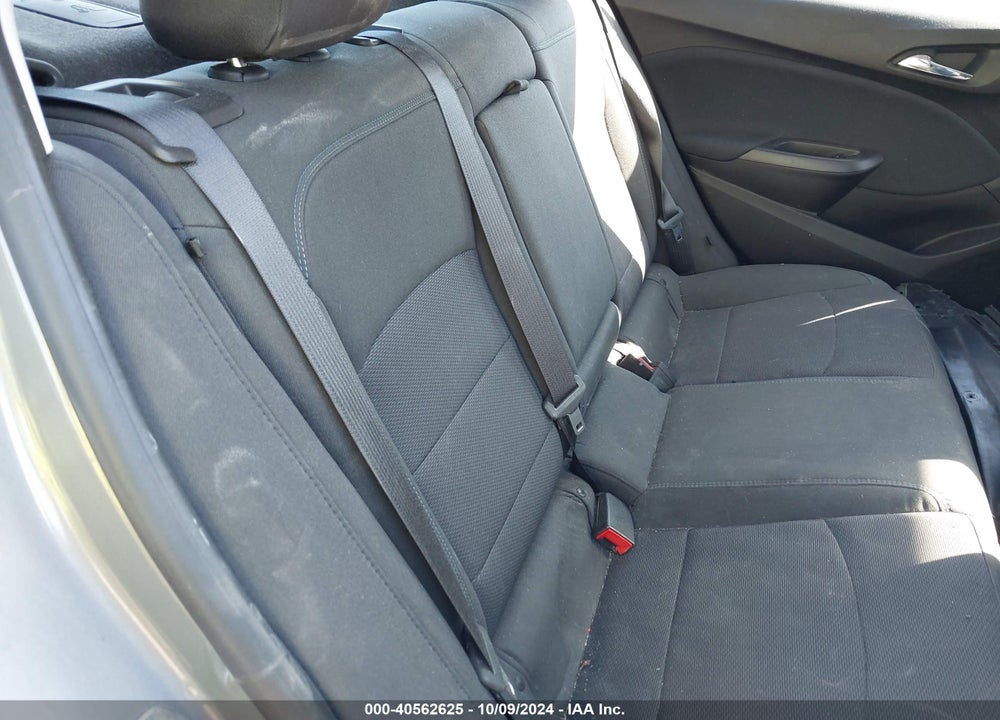 2018 CHEVROLET CRUZE LT AUTO VIN: 1G1BE5SM7J7102033