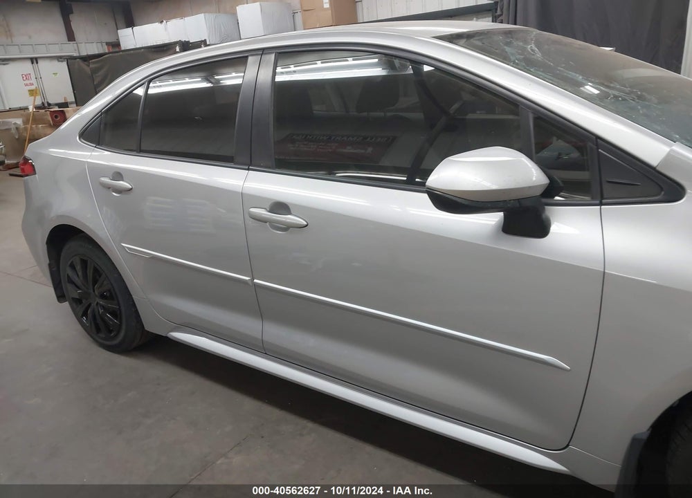 2020 TOYOTA COROLLA LE VIN: JTDEPRAE3LJ088007
