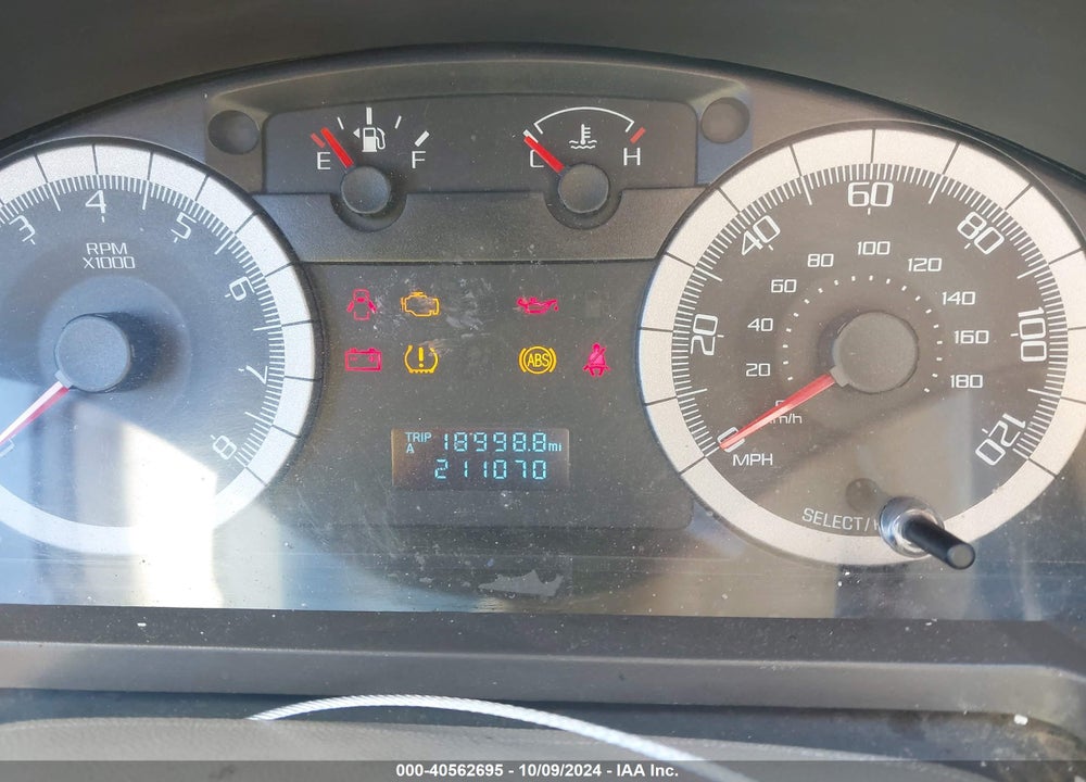 2009 FORD ESCAPE XLS VIN: 1FMCU92779KA19240