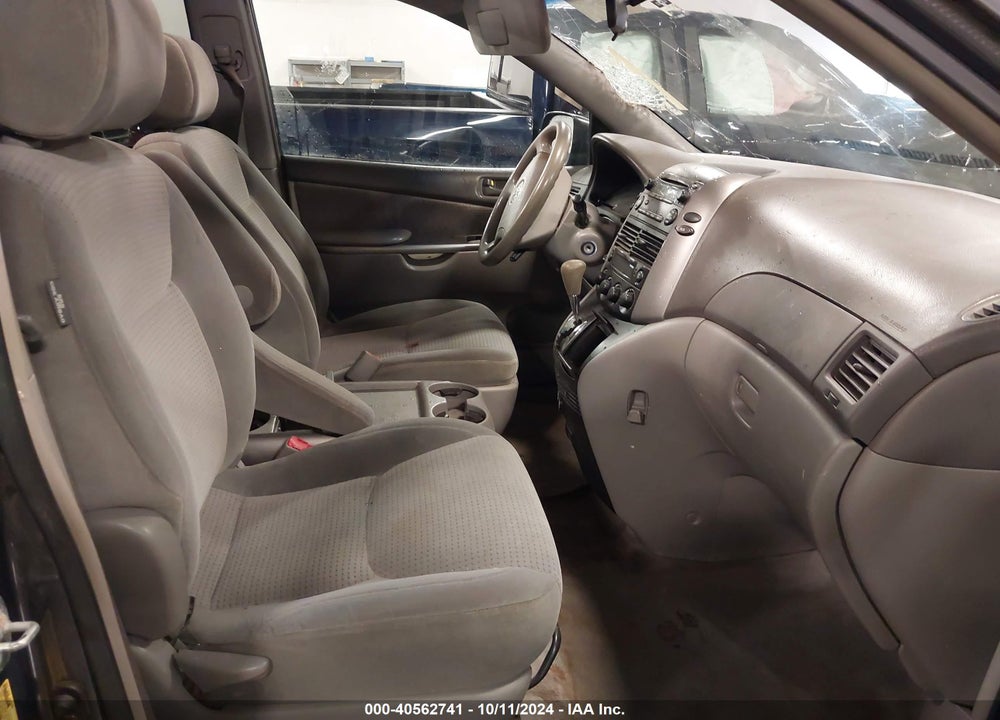 2006 TOYOTA SIENNA LE VIN: 5TDZA23C56S451758