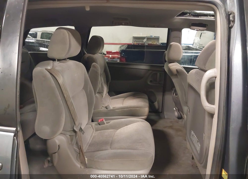 2006 TOYOTA SIENNA LE VIN: 5TDZA23C56S451758