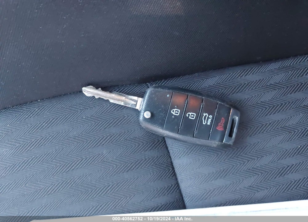 2016 KIA FORTE LX VIN: KNAFK4A66G5572554