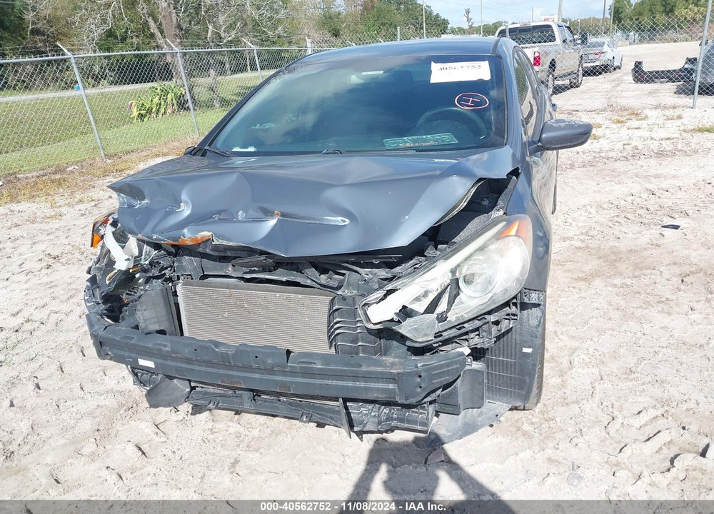 2016 KIA FORTE LX VIN: KNAFK4A66G5572554