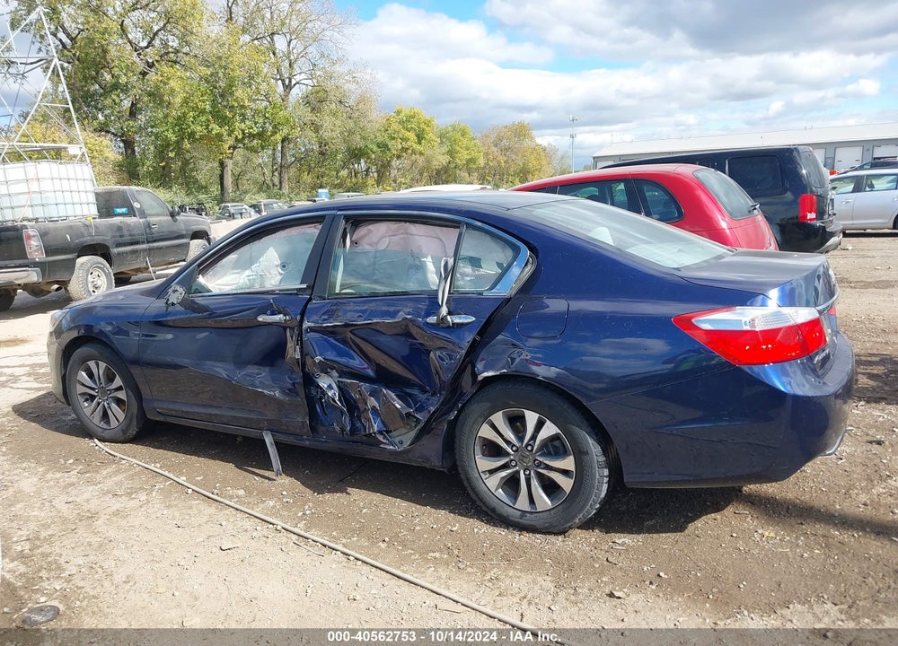 2013 HONDA ACCORD LX VIN: 1HGCR2F30DA151647