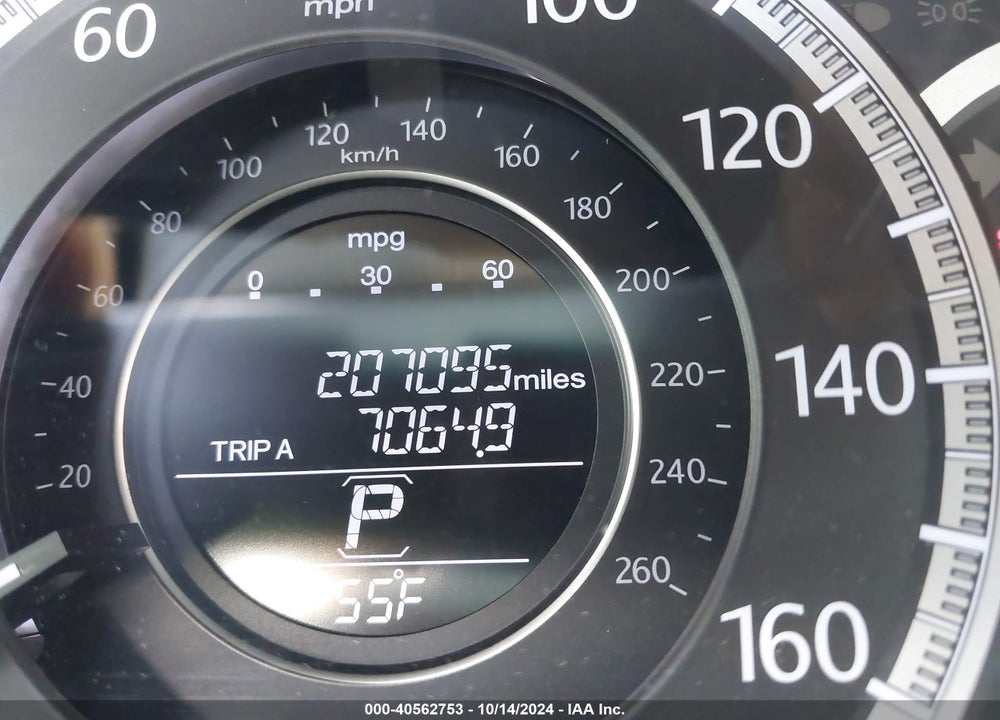 2013 HONDA ACCORD LX VIN: 1HGCR2F30DA151647