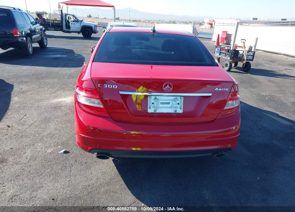 2011 MERCEDES-BENZ C 300 LUXURY 4MATIC/SPORT 4MATIC VIN: WDDGF8BB2BA502120