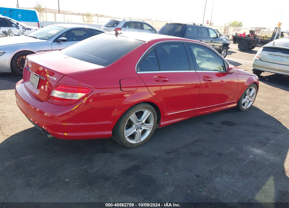 2011 MERCEDES-BENZ C 300 LUXURY 4MATIC/SPORT 4MATIC VIN: WDDGF8BB2BA502120