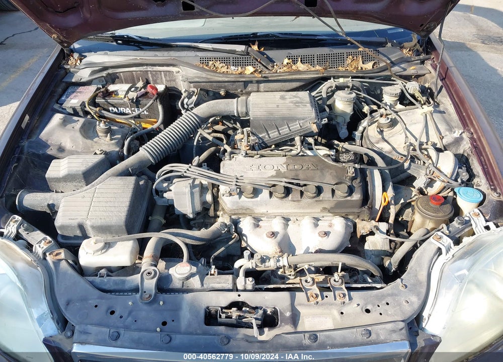 2000 HONDA CIVIC LX VIN: 1HGEJ6572YL025490