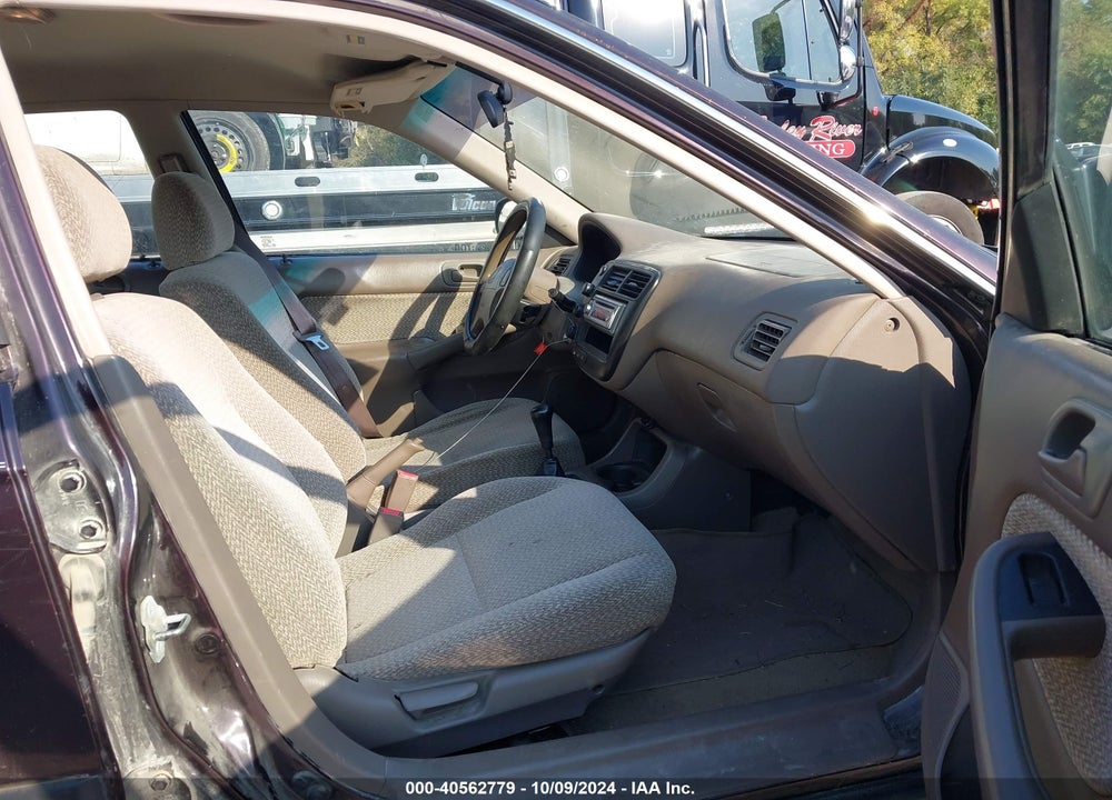 2000 HONDA CIVIC LX VIN: 1HGEJ6572YL025490