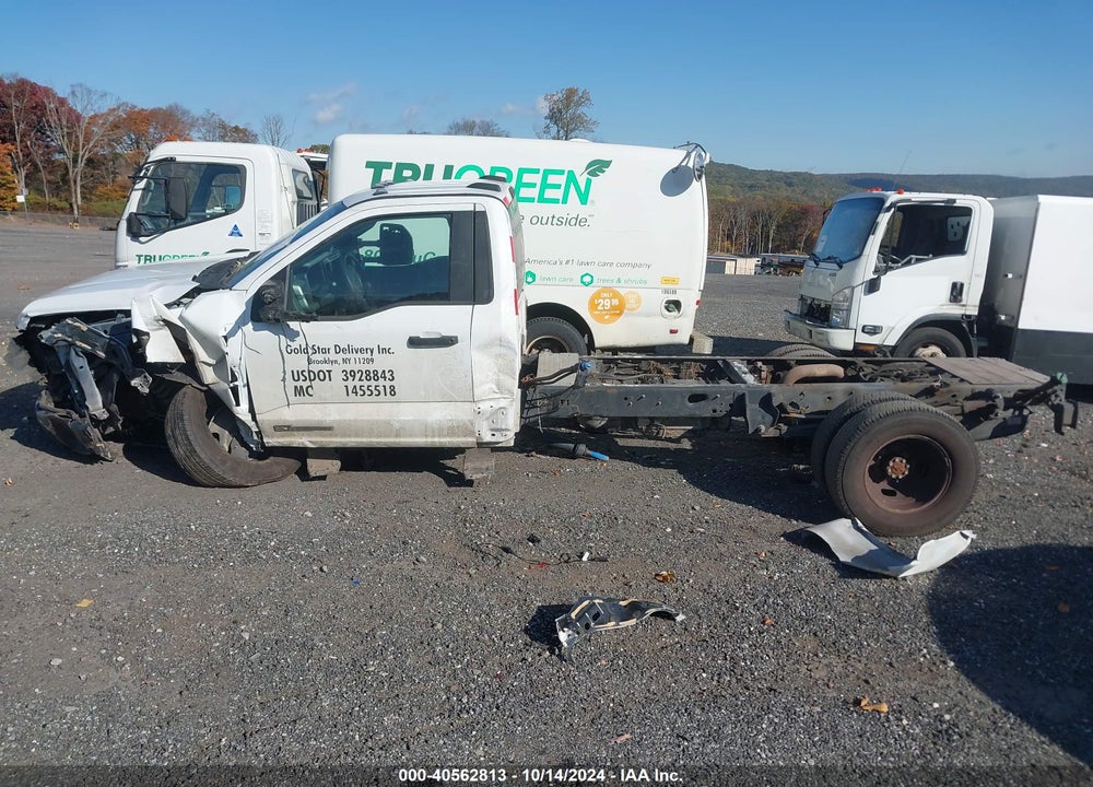 2023 FORD F-350 CHASSIS XL VIN: 1FDRF3GT0PEC54906