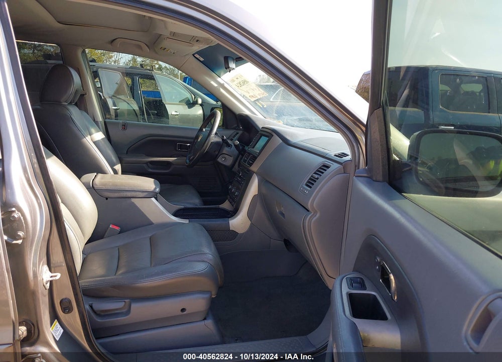 2007 HONDA PILOT EX-L VIN: 5FNYF18777B011517
