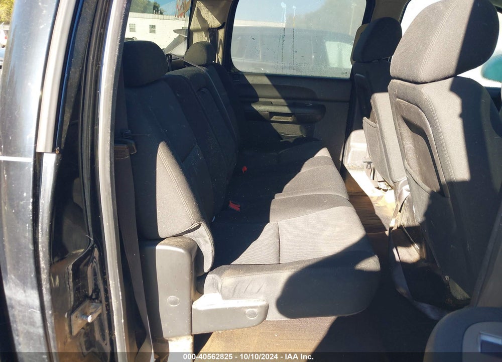 2013 CHEVROLET SILVERADO 1500 LT VIN: 3GCPKSEA5DG180003