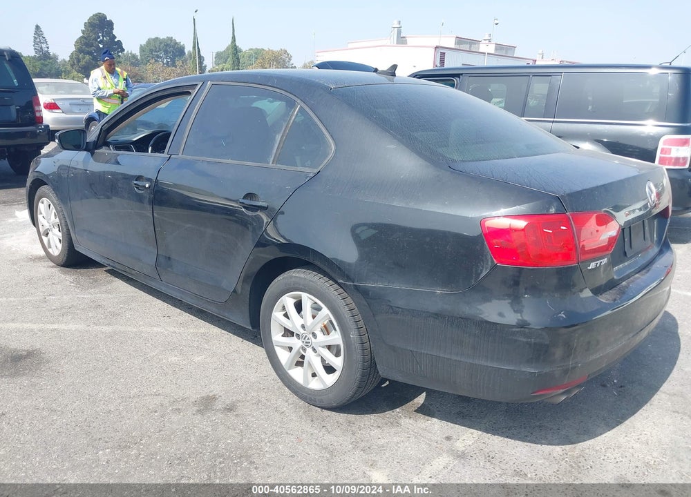 2011 VOLKSWAGEN JETTA 2.5L SE VIN: 3VWDZ7AJ0BM363838