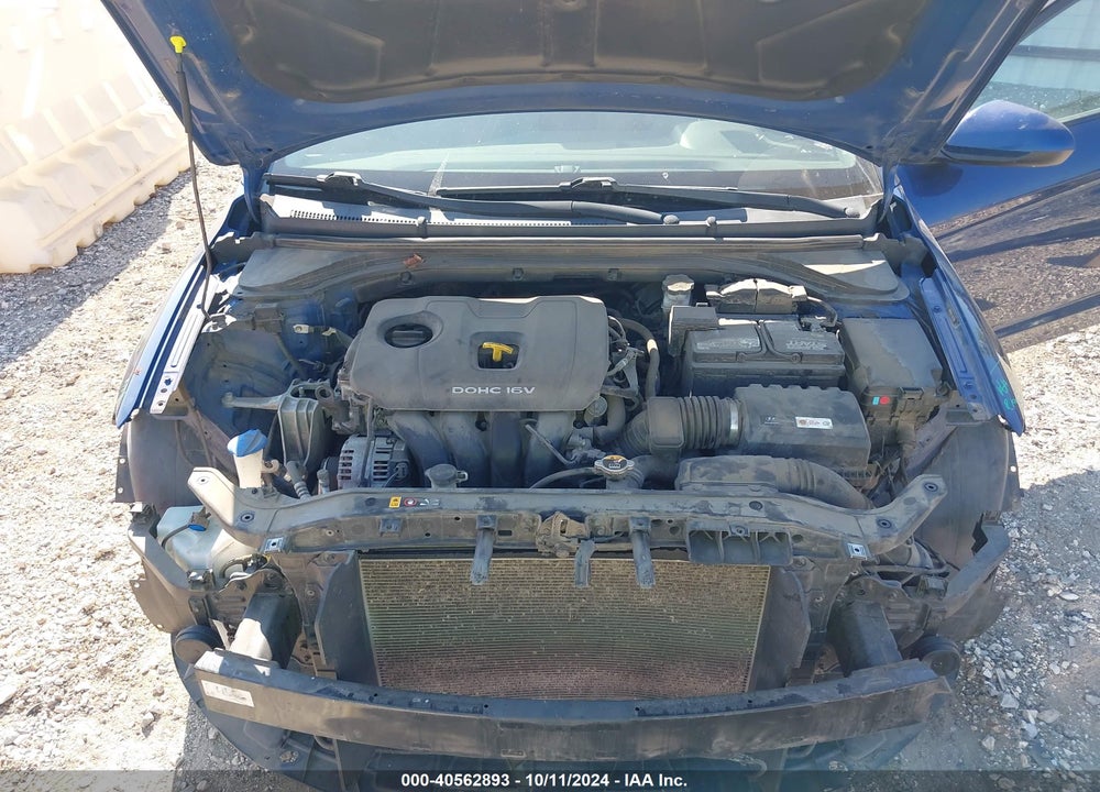2018 HYUNDAI ELANTRA SEL VIN: 5NPD84LF1JH217966