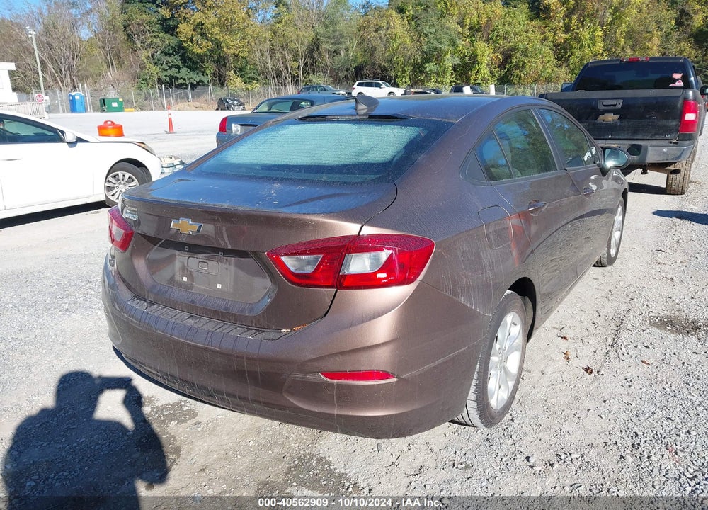 2019 CHEVROLET CRUZE LS VIN: 1G1BC5SM4K7112784