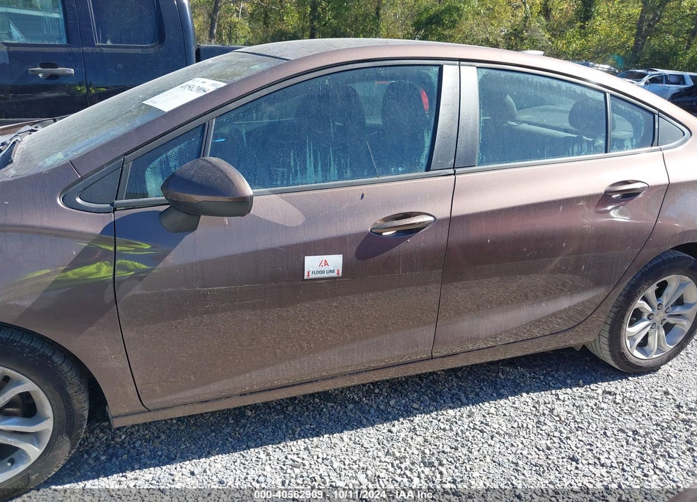 2019 CHEVROLET CRUZE LS VIN: 1G1BC5SM4K7112784