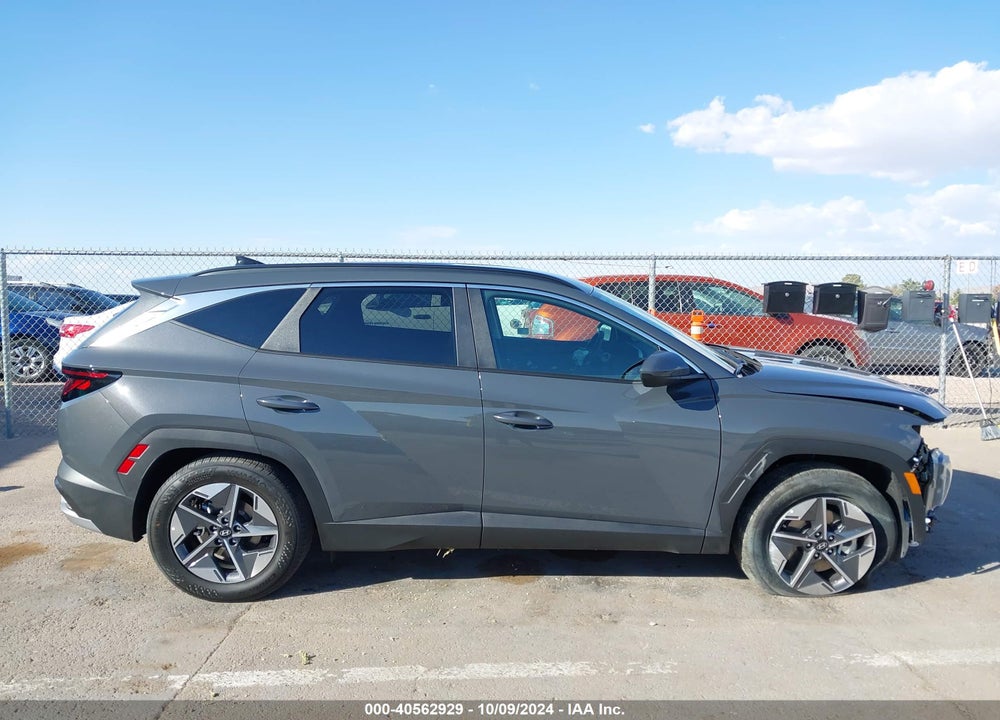 2025 HYUNDAI TUCSON SEL VIN: 5NMJB3DE6SH458621