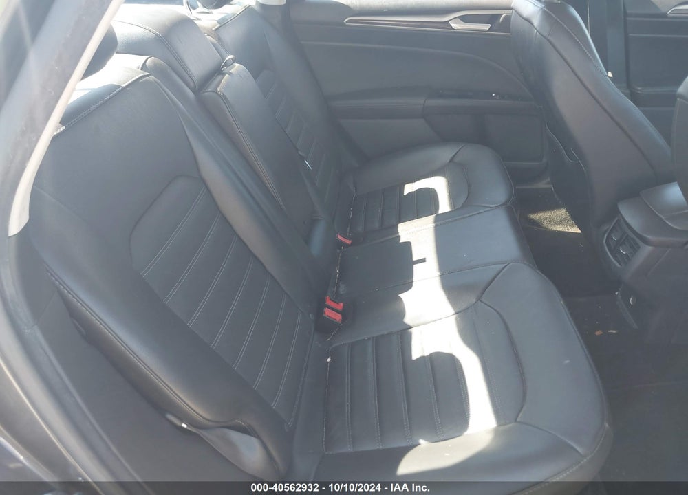 2016 FORD FUSION SE VIN: 1FA6P0HD8G5113971