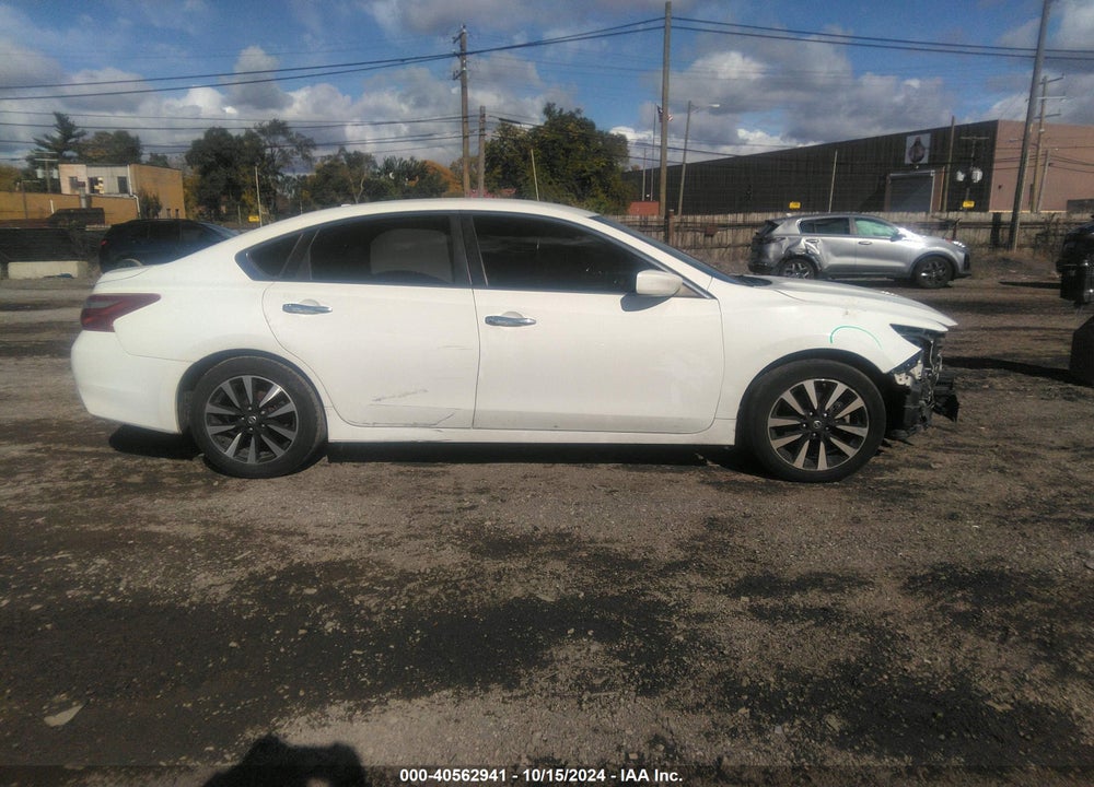 2018 NISSAN ALTIMA 2.5 SV VIN: 1N4AL3AP9JC161588