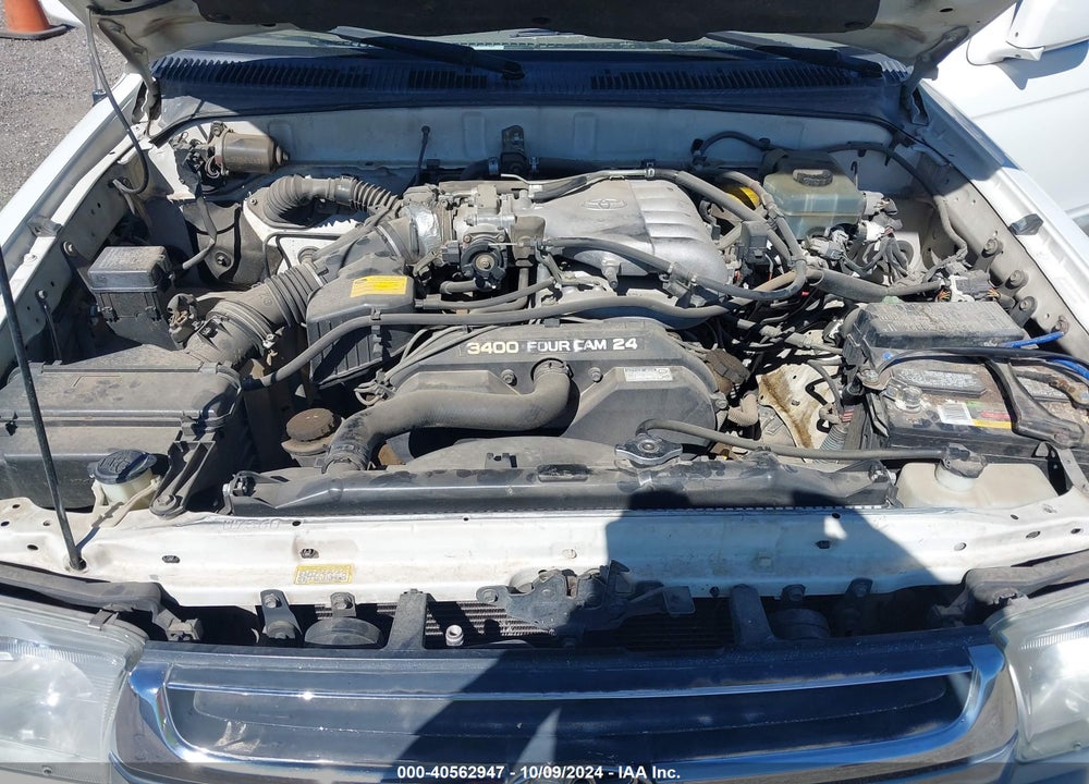 2001 TOYOTA 4RUNNER LIMITED V6 VIN: JT3GN87R110180677