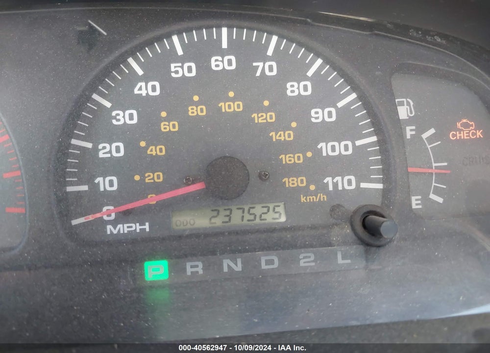 2001 TOYOTA 4RUNNER LIMITED V6 VIN: JT3GN87R110180677