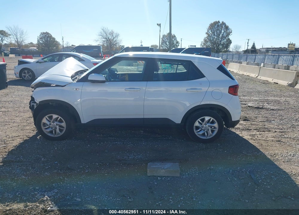 2024 HYUNDAI VENUE SE VIN: KMHRB8A34RU300411
