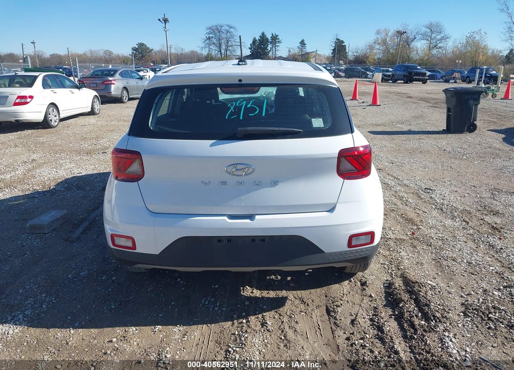 2024 HYUNDAI VENUE SE VIN: KMHRB8A34RU300411