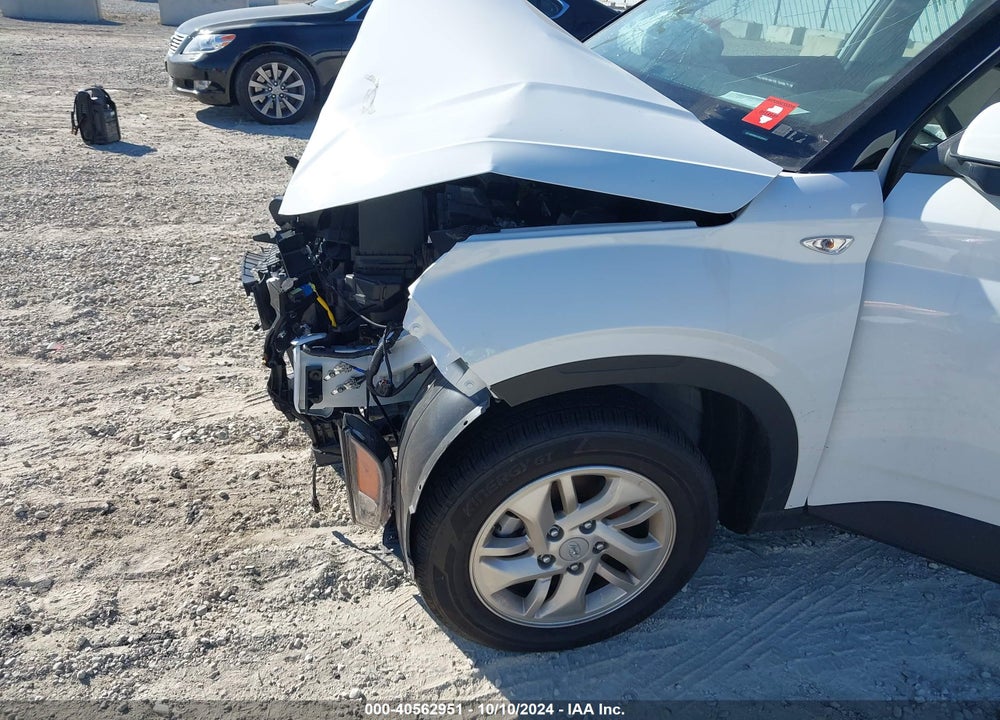 2024 HYUNDAI VENUE SE VIN: KMHRB8A34RU300411