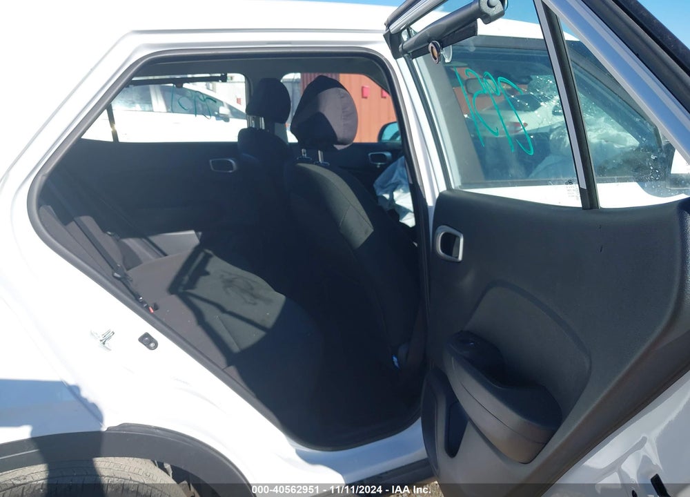 2024 HYUNDAI VENUE SE VIN: KMHRB8A34RU300411