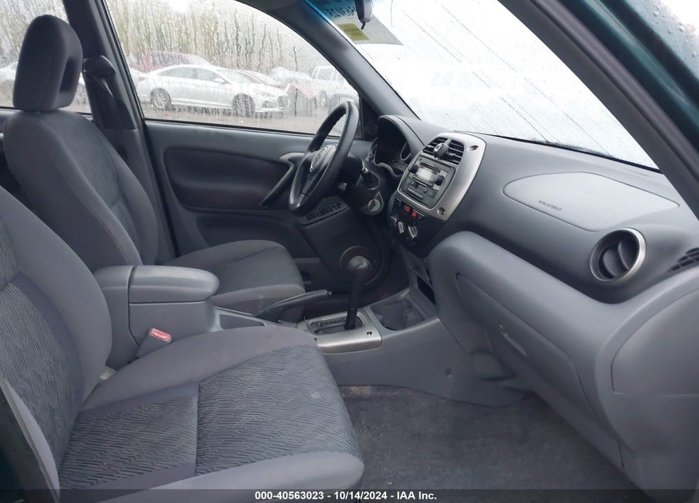 2003 TOYOTA RAV4 VIN: JTEHH20V736083118