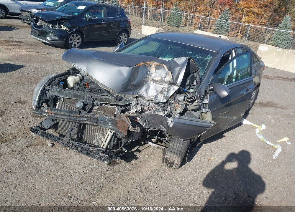 2011 HYUNDAI SONATA GLS VIN: 5NPEB4ACXBH226228